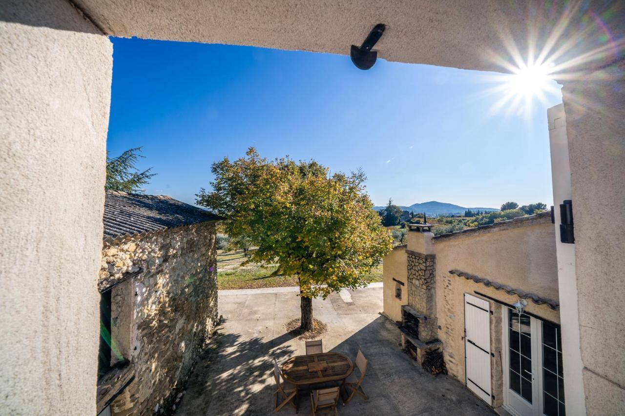Gite "La Sainte-Croix", Traditional Provencal House For 8 People, Private Swimming-Pool, Air-Conditioner, Beautiful Scenery เวซง-ลา-โรแมน ภายนอก รูปภาพ